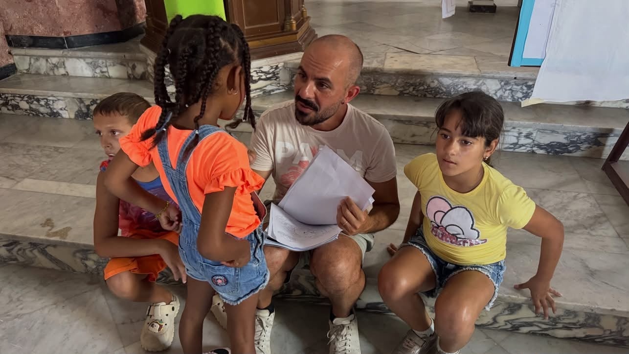 Campo volontariato Cvx Cuba 2026 momento con bambini