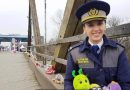 Il ponte di peluche in Romania per accogliere ii bambini in fuga dall'Ucraina